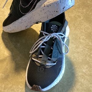 Nike Mens Crater Impact Casual-Sustainable materials (25% recycled content)